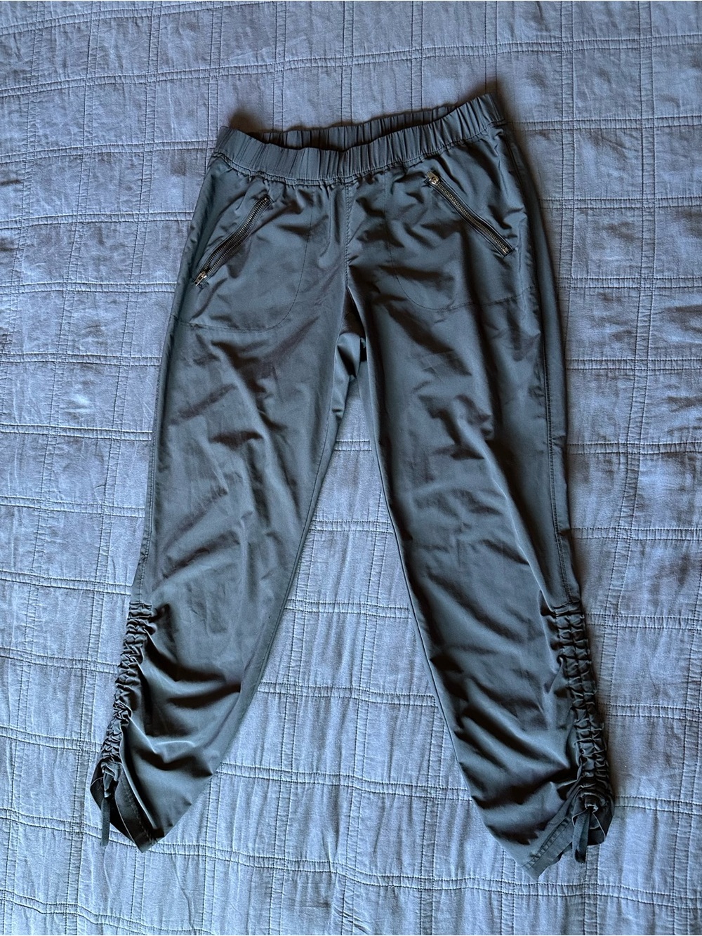 Athleta Aspire Ankle Pants Gray Size 4